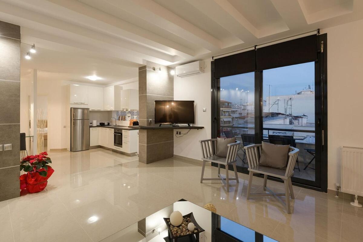 Ace Location | Luxury Building Apartment เทสซาโลนิกิ ภายนอก รูปภาพ